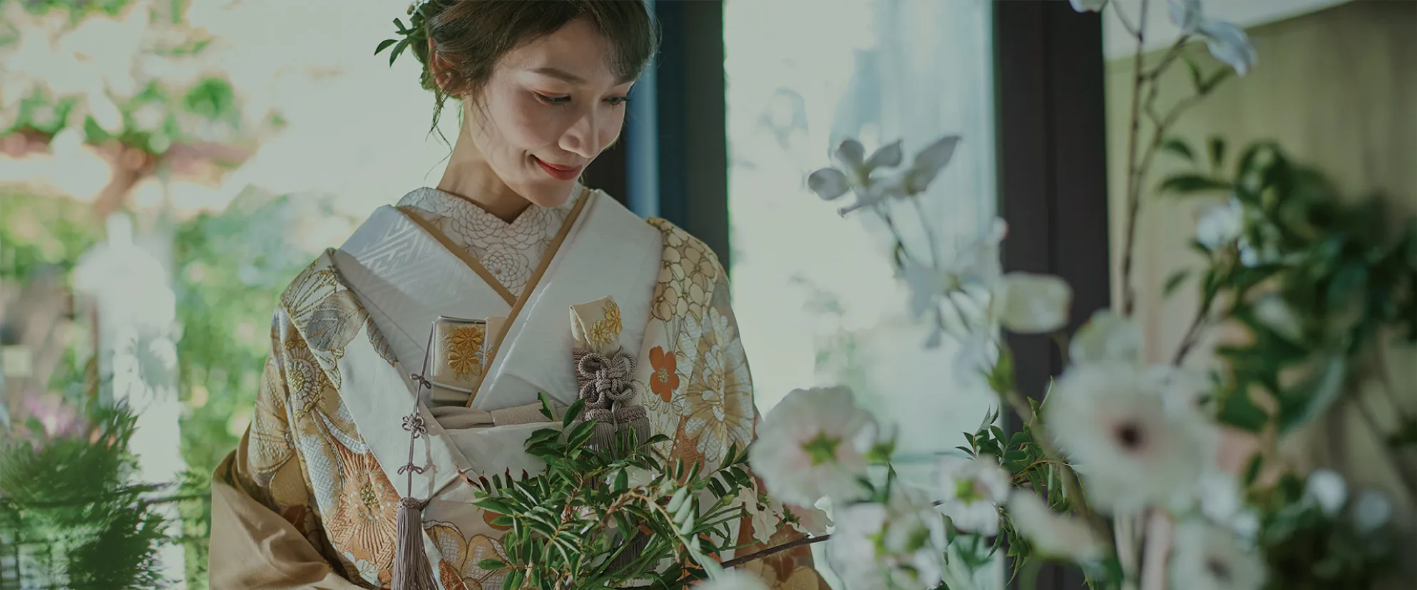 伝統を大切にした和装の新郎新婦